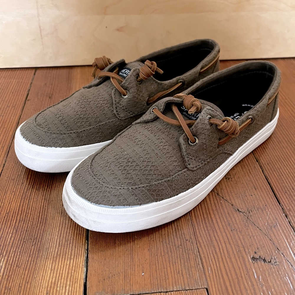 Sperry Topsider Women’s Crest Boat Slip-on Shoes, women’s US 7, olive green
